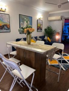 Jazz By ThePool -Luxury Pool View Apartment