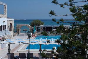 Contaratos Beach Hotel Paros Greece