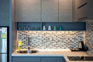 Tropical Kamala Pool View 1 BR CTG B206