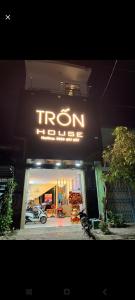Trốn House