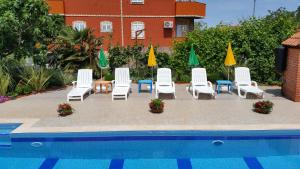 Apartments Dugonjić