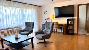 Haus Schanzenblick Fewo1 mit 2 Schlafzimmern, Wohnzimmer, Terrasse, Bad im Herzen des Schwarzwaldes