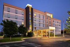 Home2 Suites by Hilton Roseville Minneapolis