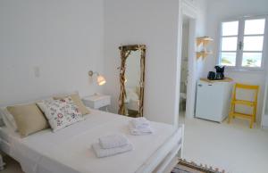 Heliotropio Studios & Apartments Milos Greece