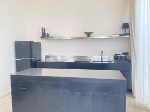 The Zouzou Suites by Aroha Holiday Homes