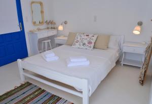 Heliotropio Studios & Apartments Milos Greece