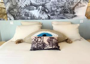 La Maison Cavet 5 Appartements de standing au coeur du village : photos des chambres