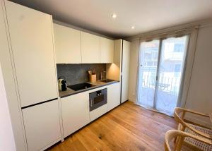 La Maison Cavet 5 Appartements de standing au coeur du village : photos des chambres