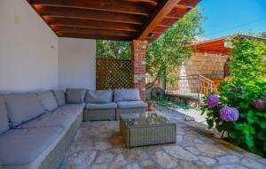 Villa Mint - Split by Villas Guide