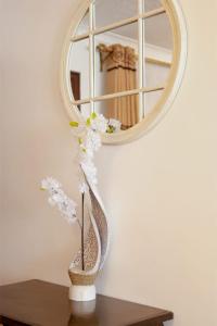 Perfect palm Condos-J12