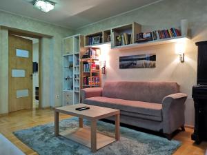 Old Tbilisi Family Retreat for 5, Walk to All