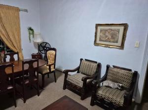 The Nouveaux de Parts -Main House