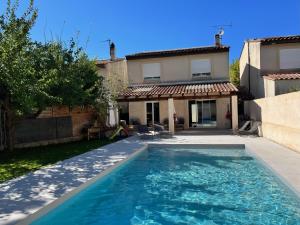 Très belle villa avec piscine privative chauffée