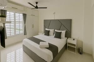 Lake Side Serviced Apartment by Maxxvalue