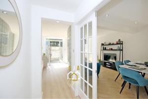 Bon Accord Square - SJA Stays - Modern 3 Bed Apartment