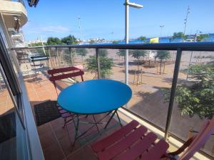 Apartamento con vistas al mar y parking