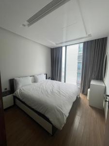 Zeus Living - Metropolis 1 Bed