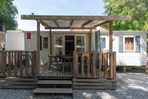 Campings Les Rives d’Auzon confort 8 pers : photos des chambres