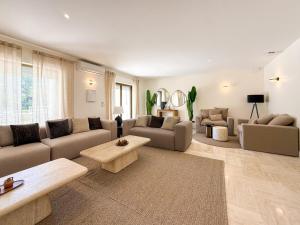 Villas Cannes Villa Sarah - Luxury Villa in Mougins : photos des chambres