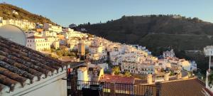 La Montsiña, acogedora casa de estilo mediterráneo