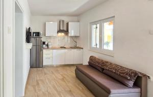 3 Bedroom Stunning Home In Krusevo 