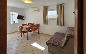 3 Bedroom Stunning Home In Krusevo