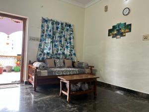 Natures Nest Homestay Tirupati close to Sri Padmavathi Ammavari Temple Tiruchanur close to toll road connectinghighways just behind Taj Tirupati and easy access to Garuda fly-over to Tirumala