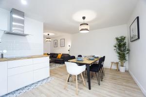 Spacious Apartment near the Champs de Mars