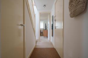 2-bedroom apartment in Headington with 2x free parking, walking distance to Oxford Hospitals & Brookes Uni