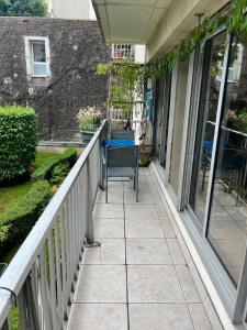 PEACEFUL DUPLEX - TERRACE & GARDEN