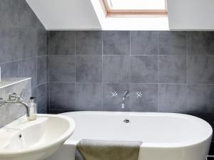 The Steading At Nabny