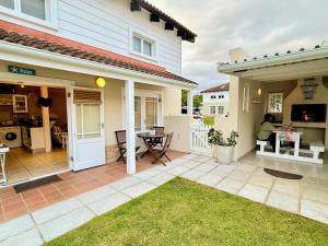 The Dunes Resort 80 & 69 - 3hvězdičkové hotely ve městě Plettenberg Bay