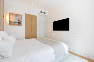 Pick A Flats Apartments in Opéra - Rue La Fayette