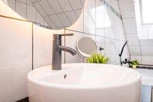 Kurzzeitglück 24h Self Check-In E04