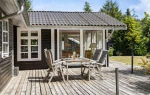 Gorgeous Home In Ebeltoft With Wifi