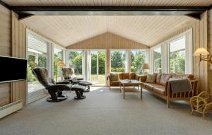 Gorgeous Home In Ebeltoft With Wifi