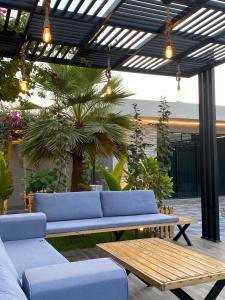 شاليه فيلا ـ Sw ـ بحديقة خارجية