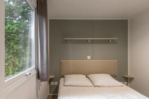 Campings Les Rives d’Auzon Mobil-home 6 pers : photos des chambres