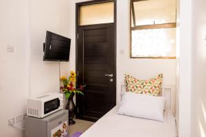 Beach-front Stays With Swimming Pool