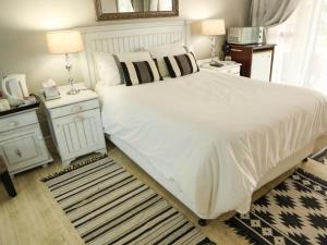 Lakeside Guest House