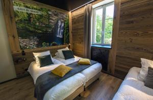 Maisons de vacances Privatisez un ancien hotel Gite de groupe La Truite d Or au bord de la riviere : photos des chambres