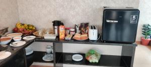 Grand Manor Suites