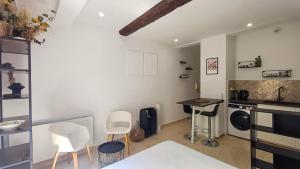 Appartements Le Calisson, magnifique studio plein centre d-Aix : photos des chambres