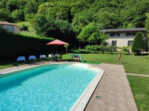 Chalet in montagna con piscina