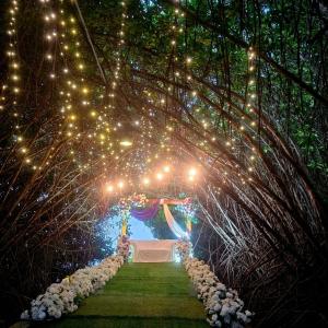 Kadolana Hotel and Restaurant