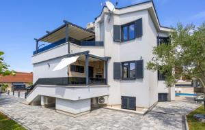 Studio Apartment Estate 3 - Krk by Villas Guide