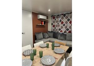 Campings Mobil-home - Clim, TV - Camping LE BOSC 4 etoiles - MH-A034 : photos des chambres