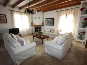 Villa Son Capellet casa con piscina en Petra