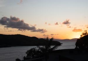 3 Bedroom Villa, Great Views, Buggy Hamilton Island
