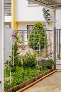 Charming Iloilo City House with Garden View